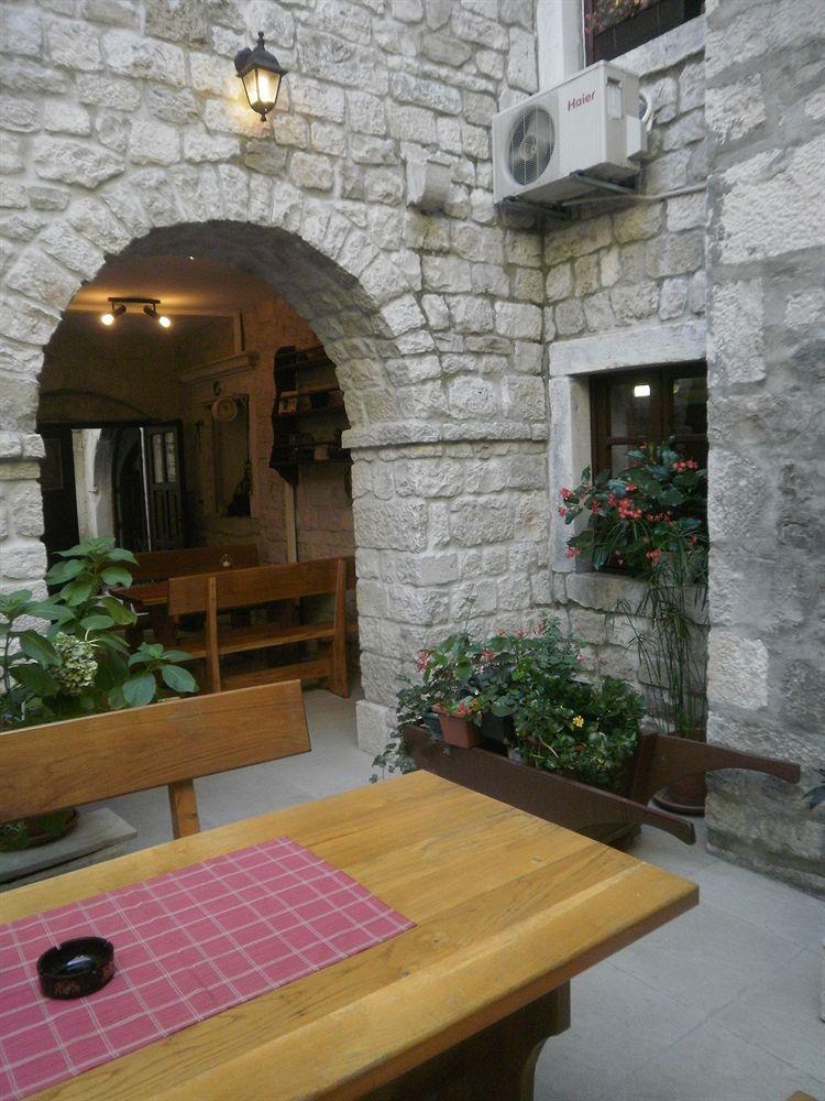 Palace Stafileo Trogir Eksteriør bilde