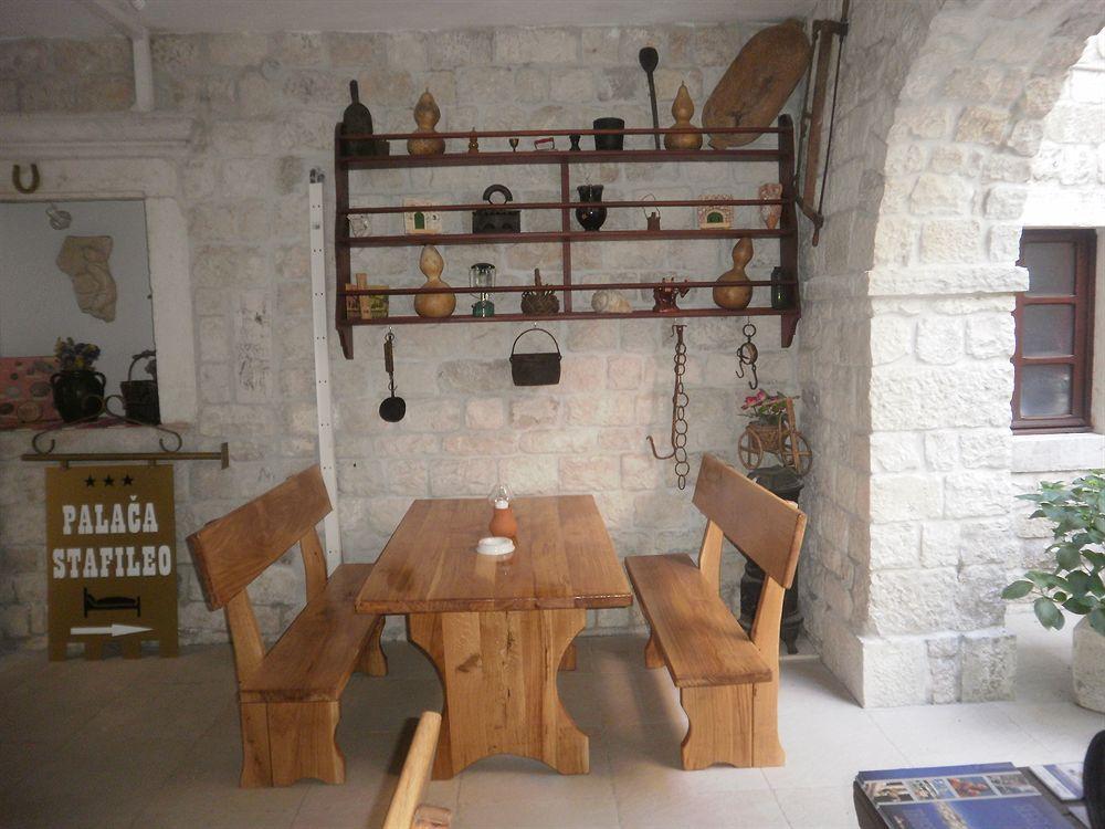 Palace Stafileo Trogir Eksteriør bilde