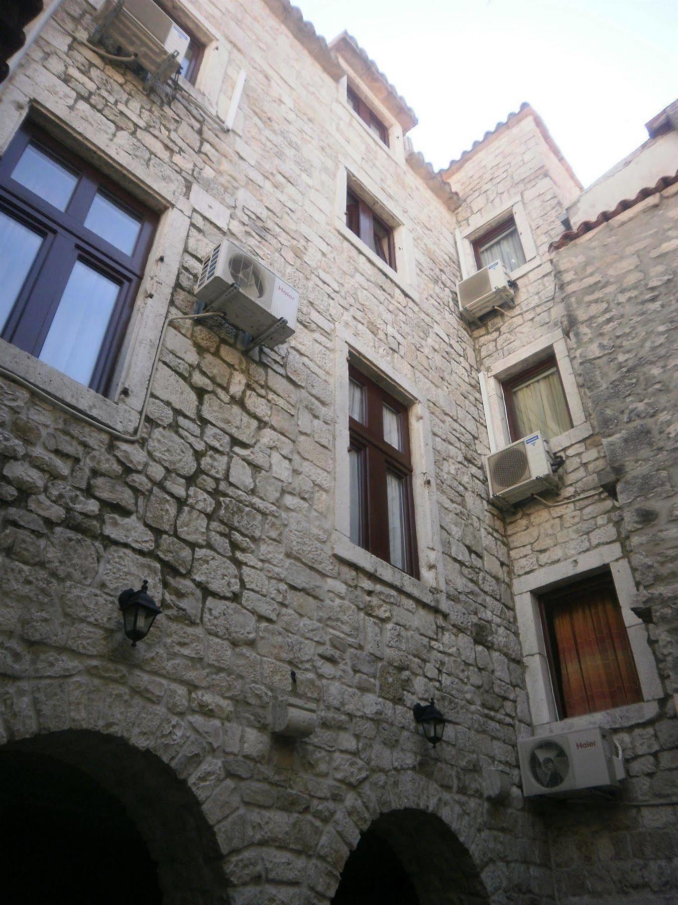 Palace Stafileo Trogir Eksteriør bilde